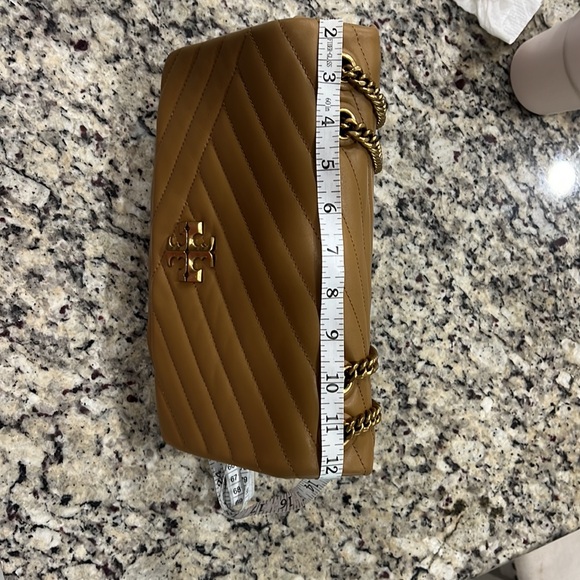 Tory Burch Women's Kira Chevron Convertible Shoulder bag . - Picture 11 of 12